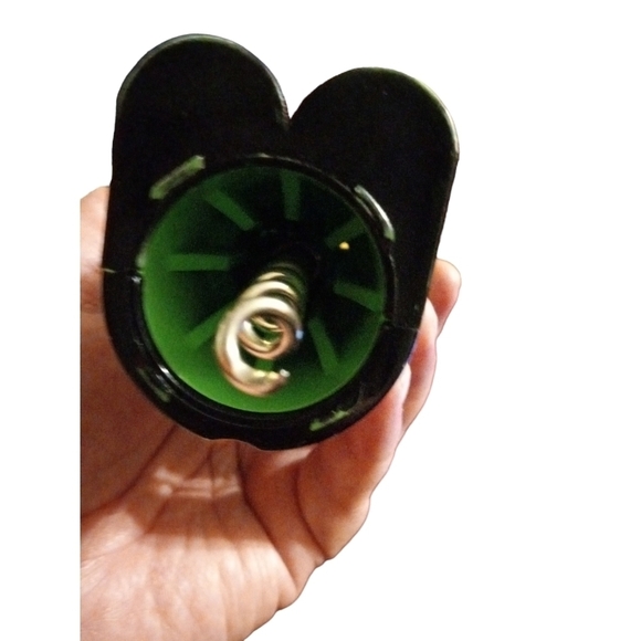 Novelty Golfer Corkscrew Humourous Gift Idea Golf Lovers Functional Unique Fun - Picture 7 of 7